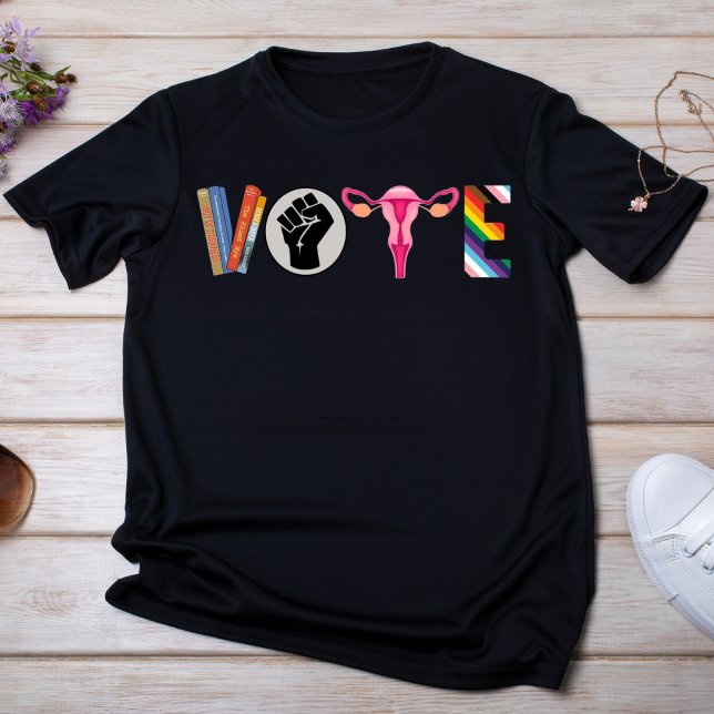 Camiseta Votación de declaración política audaz (Subido por el creador)