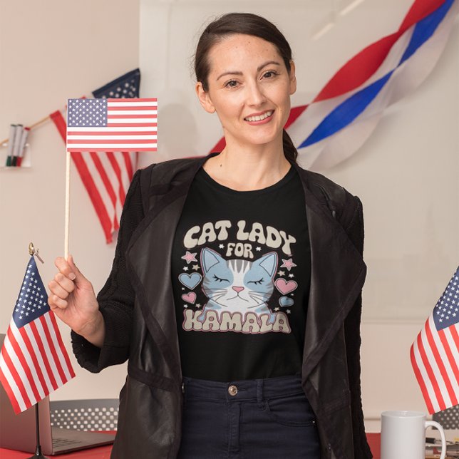 Camiseta Vote Kamala: Dama de gato muestra su apoyo (Subido por el creador)