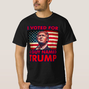 Camiseta Voté por un hombre llamado Trump