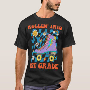 Camiseta Vuelta a La Escuela En El Primer Grado Del Patinaj