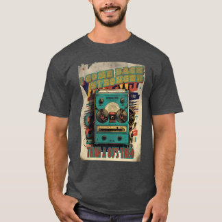 Camiseta Vuelvo más fuerte que una tendencia ochentera de m