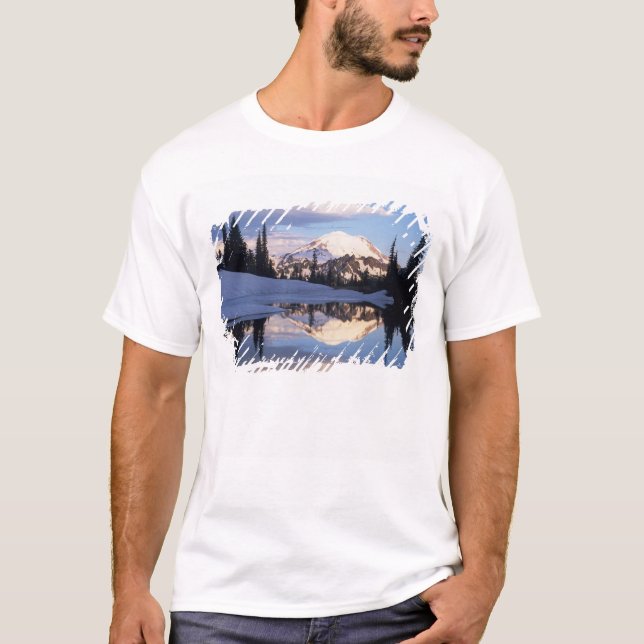 Camiseta WA, Monte Rainier NP, Monte Rainier y nubes (Anverso)