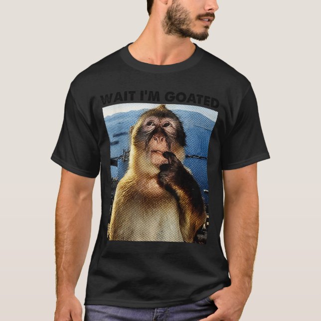 Camiseta Wait I'm Goated Y2k Funny Thinking Monkey Meme Bra (Anverso)