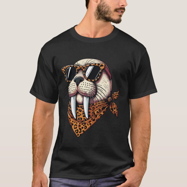 Camiseta Walrus usando animal de leopardo con bufanda usand (Anverso)