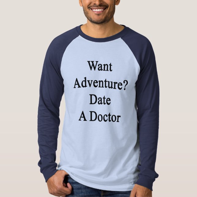 Camiseta Want Adventure Date A Médica (Anverso)