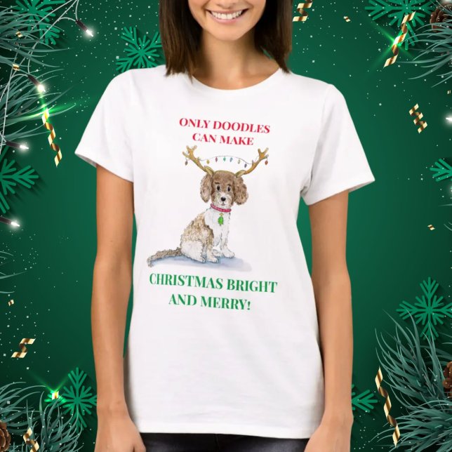 Camiseta Watercolor Labradoodle Christmas Lights Antlers T- (Subido por el creador)