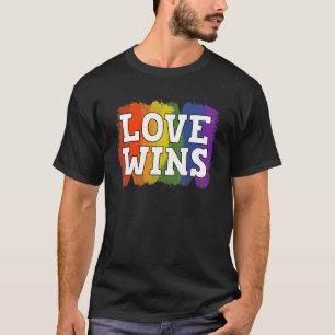 Camiseta Watercolor Lgbt Love Wins Rainbow Paint Typographi