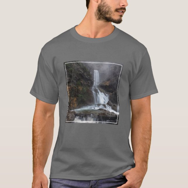 Camiseta Waterfalls | Los Chorros Waterfall (Anverso)