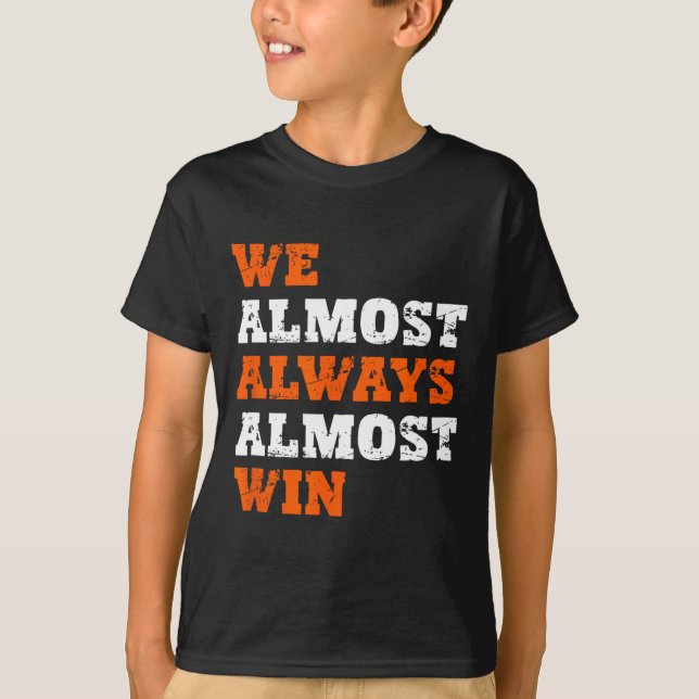 Camiseta We Almost Always Almost Win Tee Co. Retro Football (Anverso)