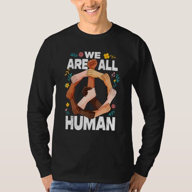 Camiseta We Are All Human Fist Hands African American Black (Anverso)