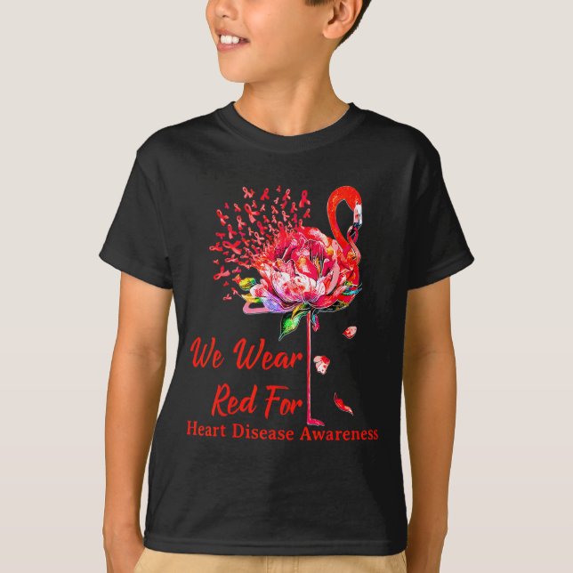 Camiseta We Wear Red For Heart Disease Awareness Flamingo  (Anverso)