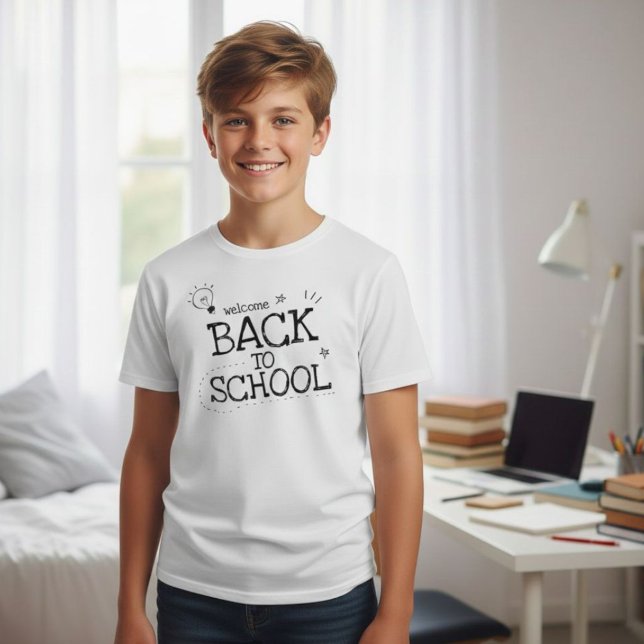 Camiseta Welcome back to school, first day of school, back  (Subido por el creador)