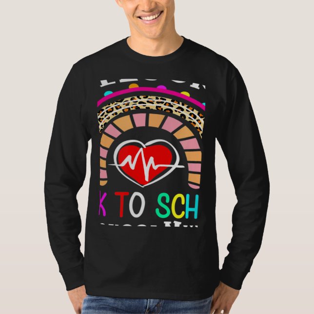 Camiseta Welcome Back To School Nurse First Day Of School (Anverso)