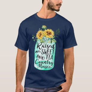 Camiseta Western Girl Sunflower Raised on Sweet Tea and Cou