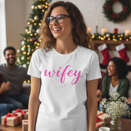 Camiseta Wifey Colorful Script Heart Women’s T-Shirt Gift