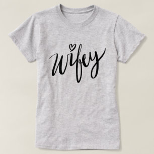 camiseta WIFEY con membrete de mano de bonito espo