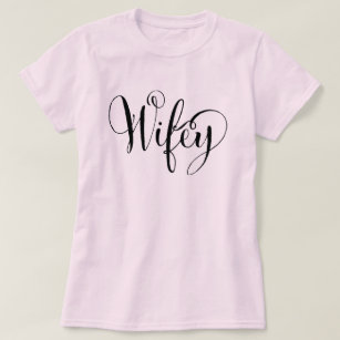 Camiseta Wifey Elegant Black Script Mujeres Rosa