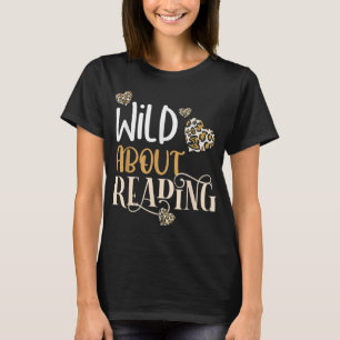 Camiseta Wild About Leading Leopard Print Book Lover T