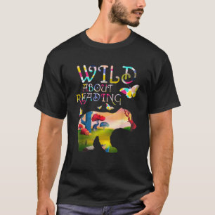 Camiseta Wild About Reading