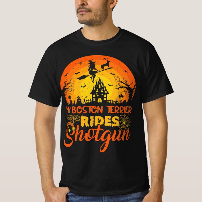 Camiseta Witch My Boston Terrier Rides Shotgun Halloween (Anverso)
