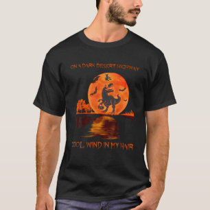 Camiseta Witch Riding Brooms Halloween 2021-Halloween Dinos