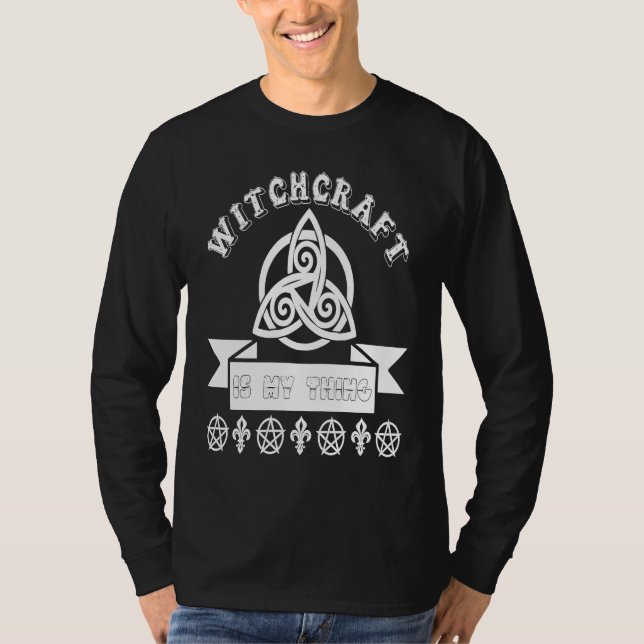 Camiseta Witchcraft Is My Thing   Witch Halloween (Anverso)