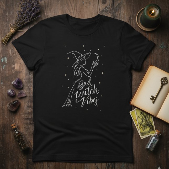 Camiseta Witchy Minimal — Bad Witch Vibes Modern Line Art (Subido por el creador)