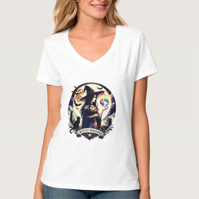 Camiseta "Witchy Wonders" Halloween Crystal Ball Shirt (Anverso)