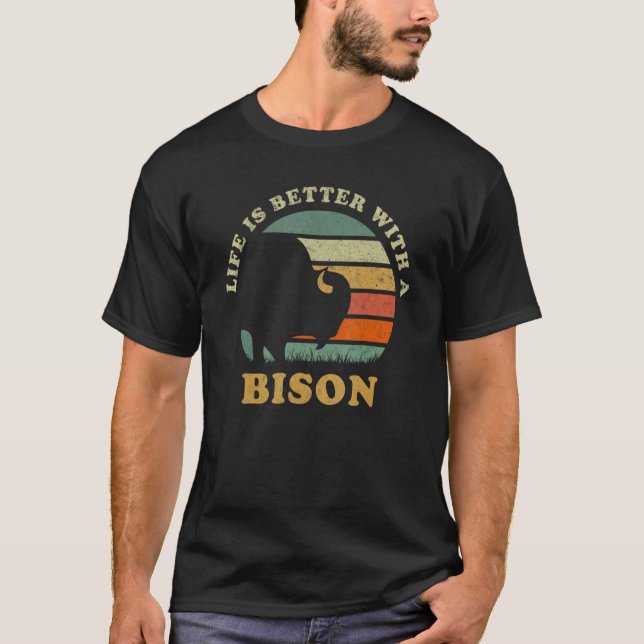 Camiseta With A Bison Native American Indian Buffalo (Anverso)