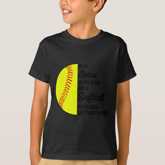 Camiseta With Jesus In Her Heart And A Softball She Is Unst (Anverso)