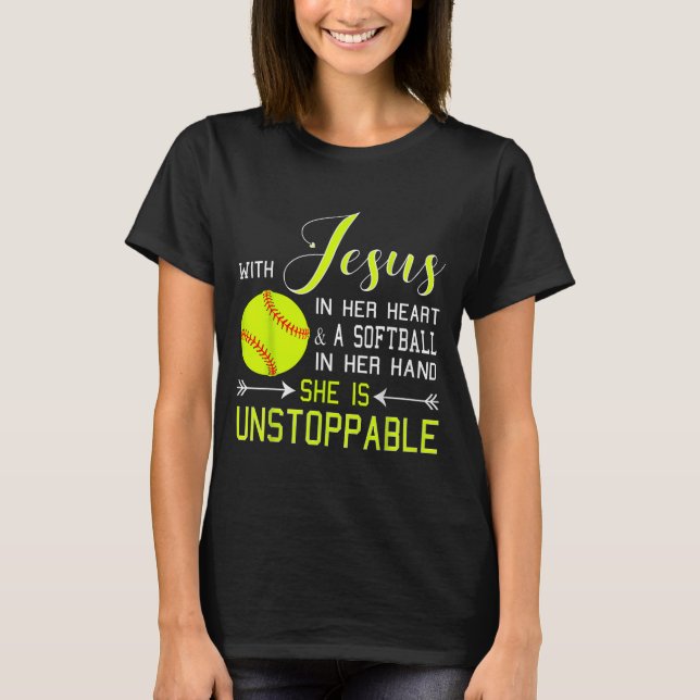 Camiseta With Jesus In Her Heart And A Softball She Is Unst (Anverso)