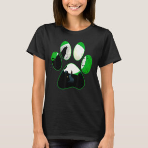 Camiseta Wolf Howling En Moon Green Dog Paw Halloween