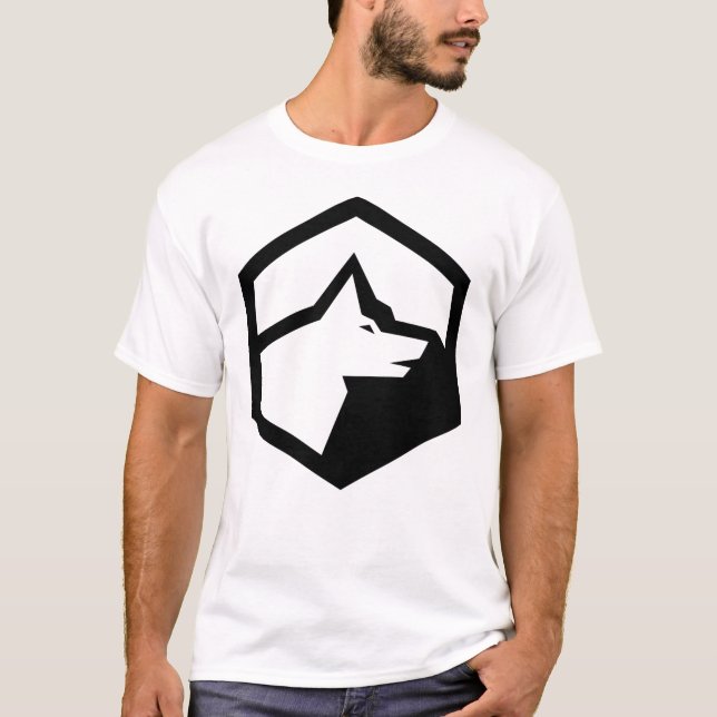 Camiseta Wolf Mountain Homestead (Anverso)