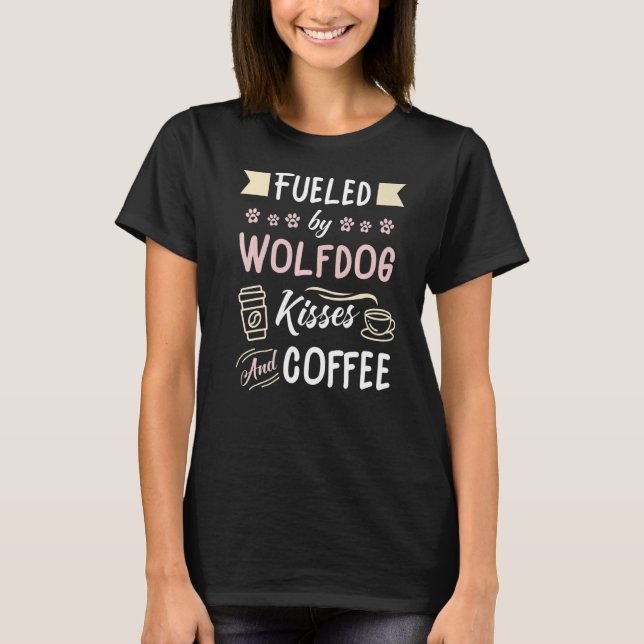 Camiseta Wolfdog Mom Coffee (Anverso)