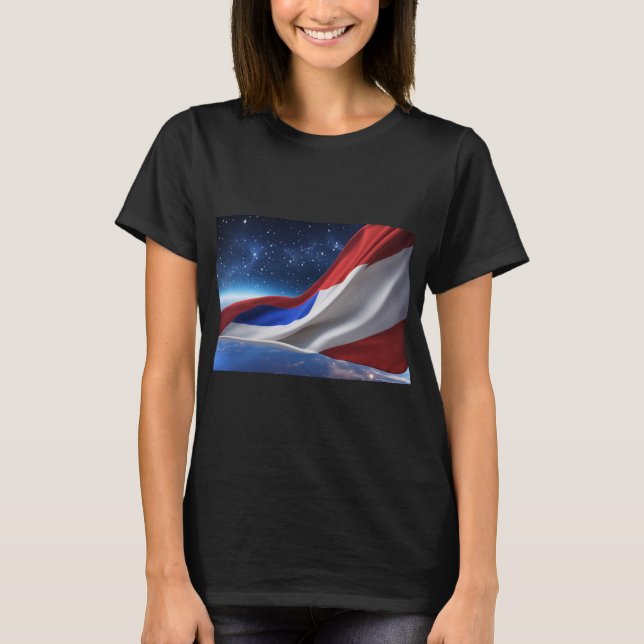 Camiseta Women’s Basic T-Shirt with USA Flag Logo (Anverso)