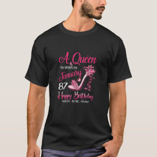 Camiseta Womens A Queen Was Born On January 87, 87Th Birthd
