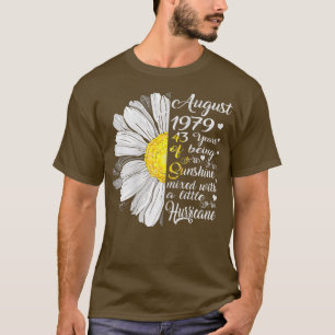 Camiseta Womens August Girls 1979 Birthday Gift 43 Years Ol