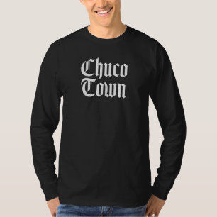 Camiseta Womens CHUCO TOWN El Paso TX Old English Design_12