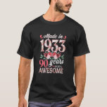 Camiseta Womens Made In 1933 Floral 90 Year Old 90th Birthd<br><div class="desc">Womens Made In 1933 Floral 90 Year Old 90th Birthday Party Girls</div>