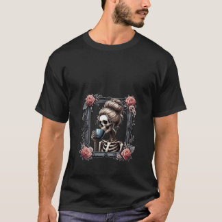 Camiseta Womens Messy Bun Skeleton Bebiendo café Vintage
