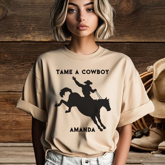 Camiseta Women's Tame a Cowboy Man on Horse T-Shirt (Subido por el creador)