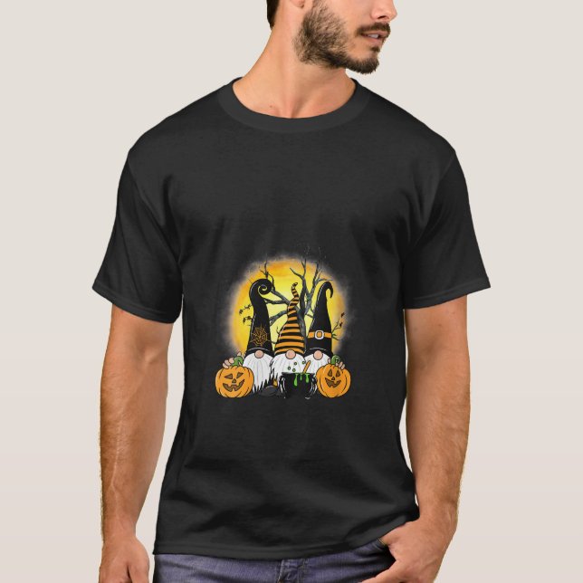 Camiseta Womens Three Gnomes Happy Halloween Fall Candy Cor (Anverso)