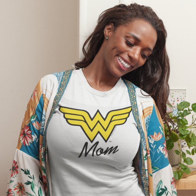 Camiseta Wonder Mom Classic (Subido por el creador)