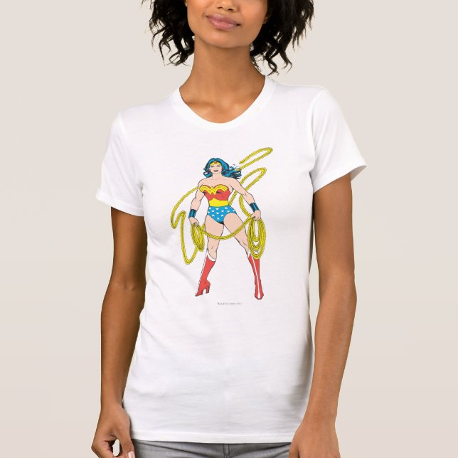 Camiseta Wonder Woman Holds Lasso 5 (Anverso)