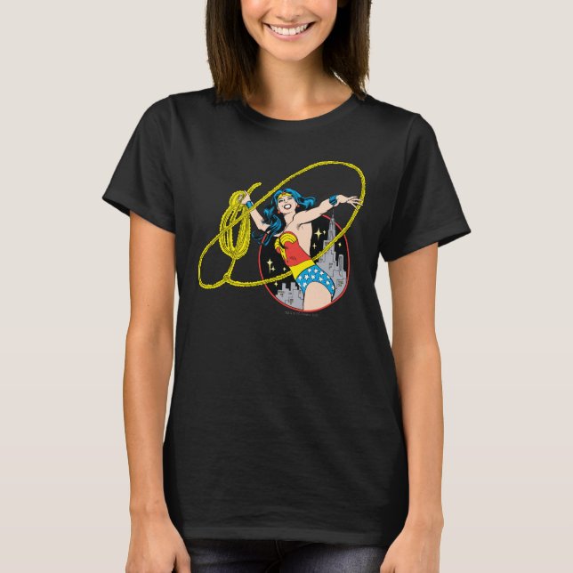 Camiseta Wonder Woman with City Background (Anverso)