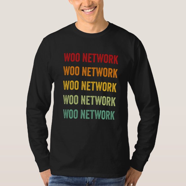 Camiseta Woo Network Crypto Rainbow Text (Anverso)
