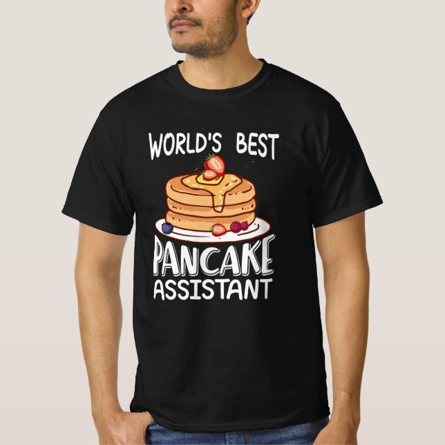 Camiseta World's best pancake assistant (Anverso)