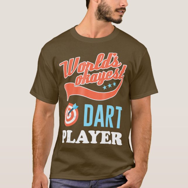 Camiseta Worlds Okayest Dart Player Funny Darts Tee (Anverso)