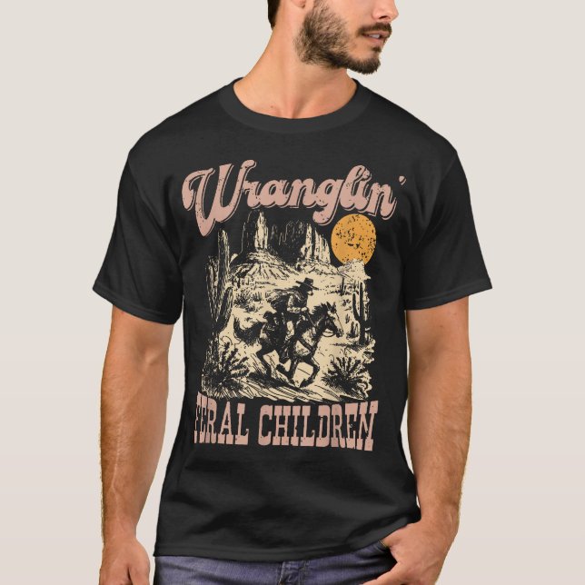 Camiseta Wranglin' Feral Children Raccoon 90S Western (Anverso)