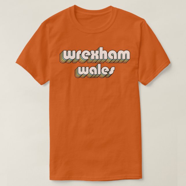 Camiseta Wrexham Wales Retro Tipografía Arcoiris Estilo des (Diseño del anverso)